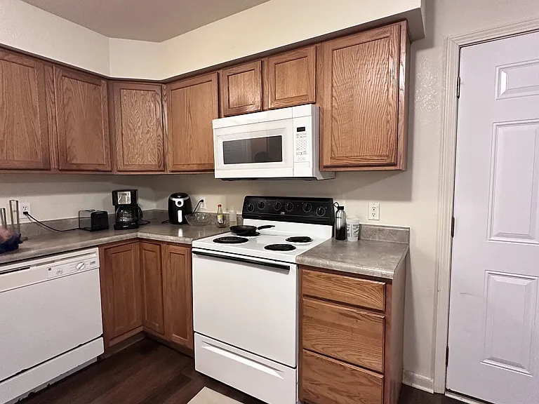 5451 S Bethel St #13-103 — Photo 3
