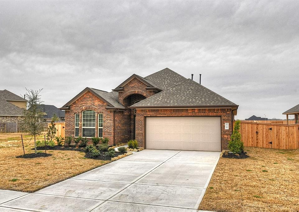 1st image of 17519 Cypress Hilltop Way