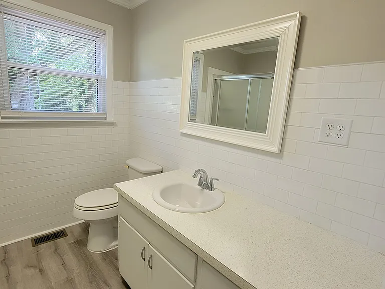 8165 Wood St — Photo 16