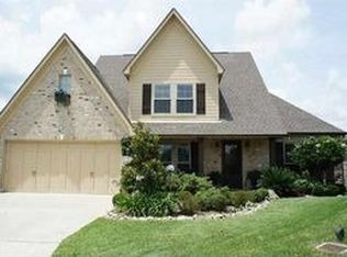 12 Cottage Grove Ct, Beaumont, TX 77713