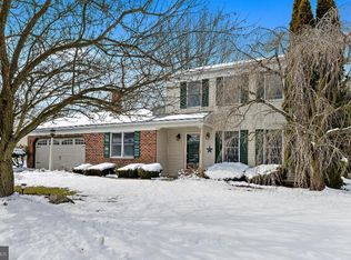 309 Coventry Ln, Lititz, PA 17543