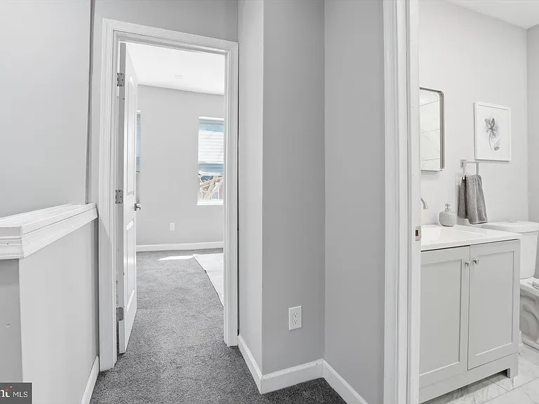 2536 Garrett Ave — Photo 21
