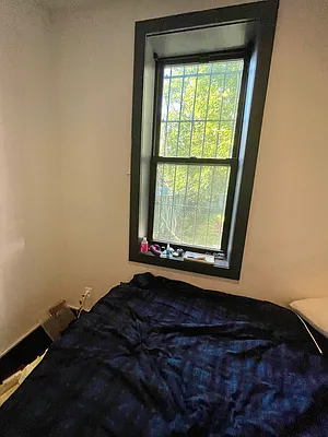 Rented by Delmark Realty LLC | media 35