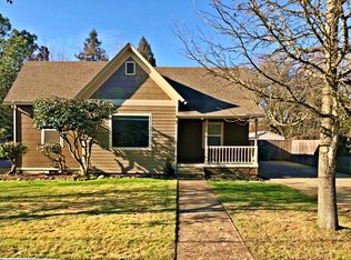 415 S Main St, Newberg, OR 97132