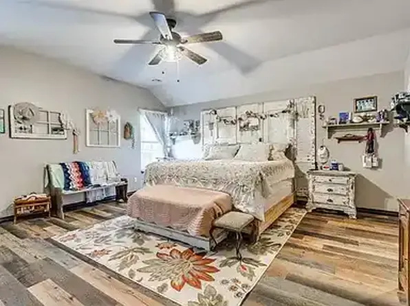 12916 Red Hawk Ln, Oklahoma City, OK 73170