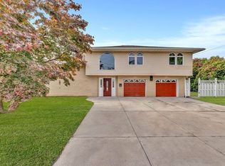 12 Valley Ct, Secaucus, NJ 07094