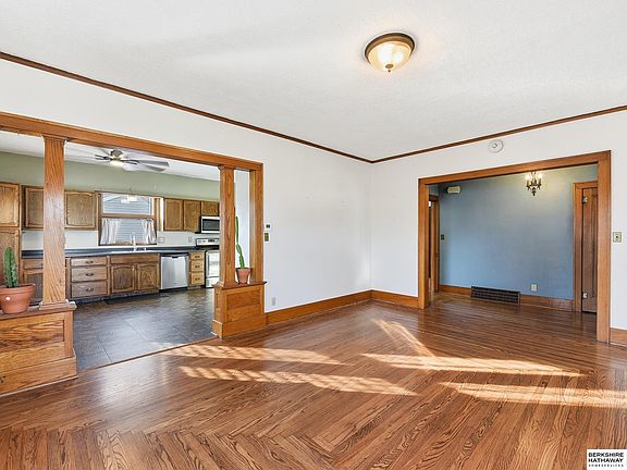 2nd image of 1103 K St