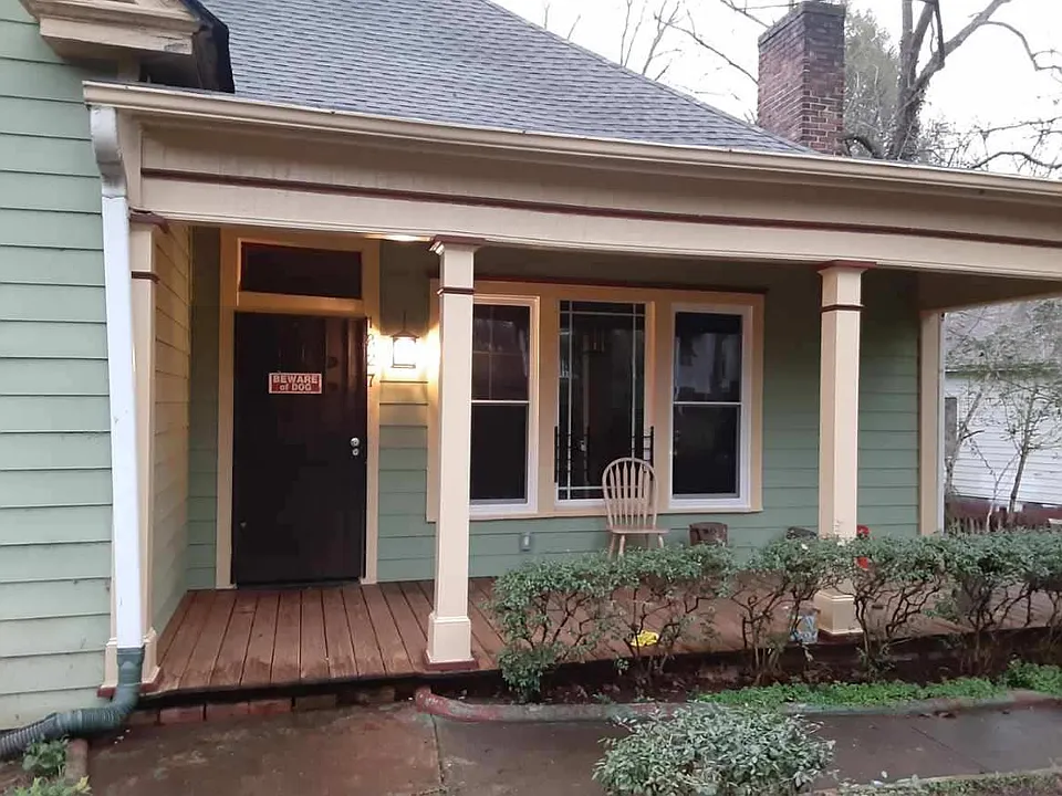 1827 Lakewood Ter SE