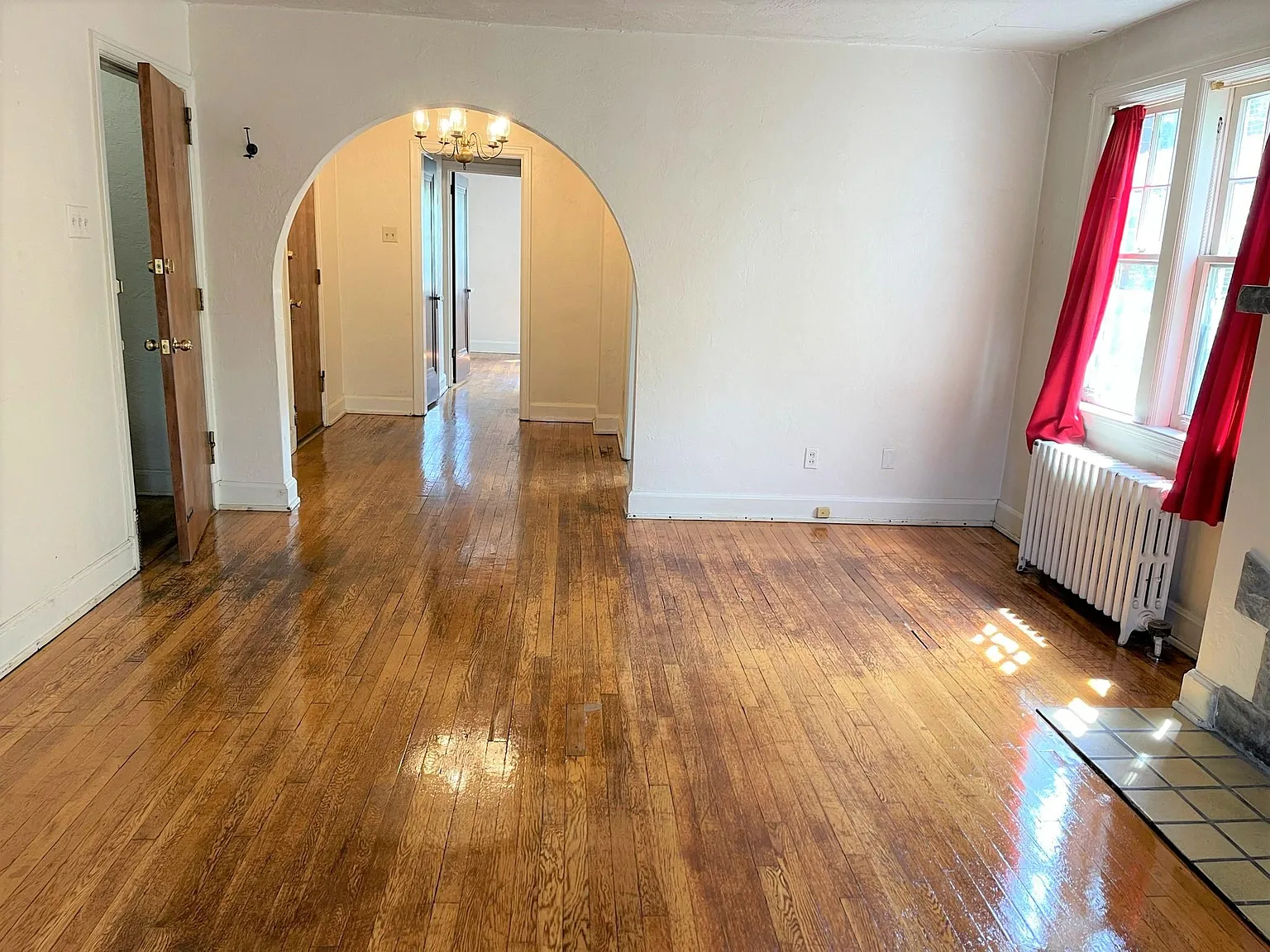 1405 Severn St — Photo 2