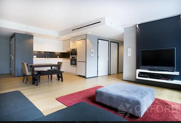 Rented by R New York | media 18