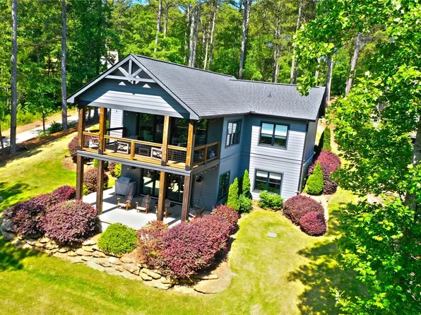 366 Hideaway Cove Dr, Seneca, SC 29672