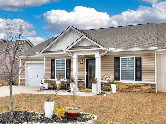 2nd image of 375 Conifer St