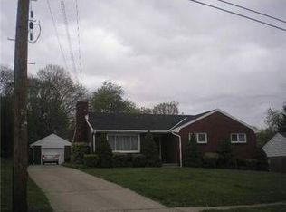 2205 Ridgevue Ave, Aliquippa, PA 15001