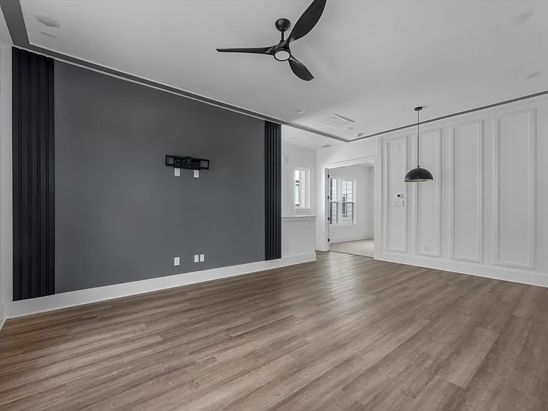 9004 Orange Spring Dr — Photo 8