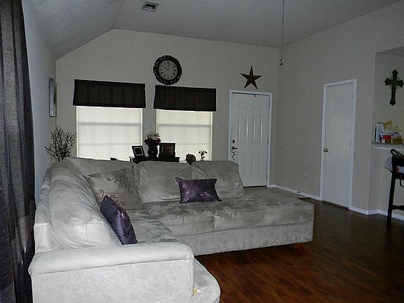 4th image of 6507 Autumn Thistle Dr