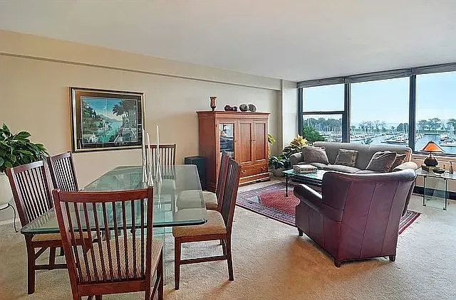3430 N Lakeshore Dr #5L — Photo 13