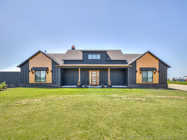 16810 E 520th Rd, Claremore, OK 74019