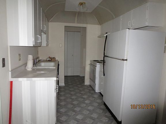 2nd image of 931 W Arquilla Dr APT 132