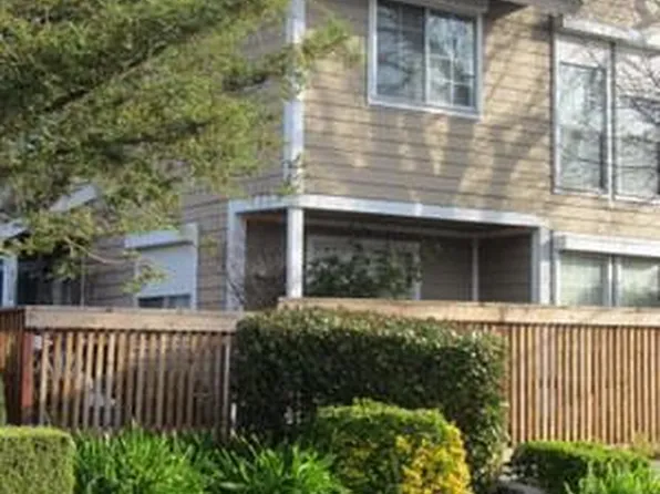 3126 Woods Cir, Davis, CA 95616