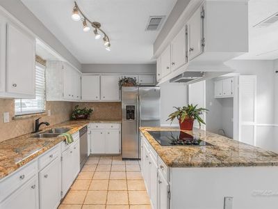 3027 Sam Houston Dr, Sugar Land, TX, 77479