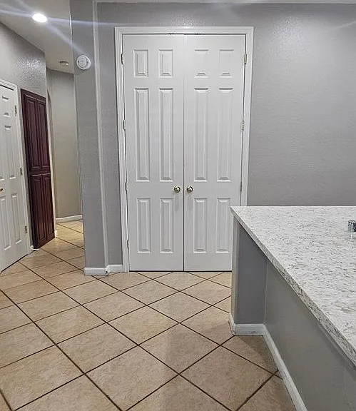 5796 Bridgecross Dr #1 — Photo 32