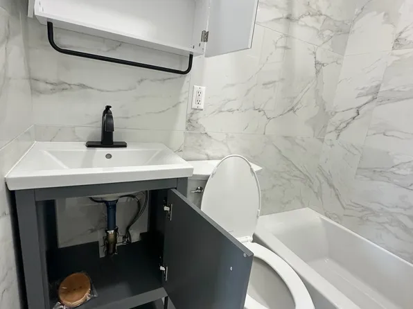 168a 26th Street image 7 of 26