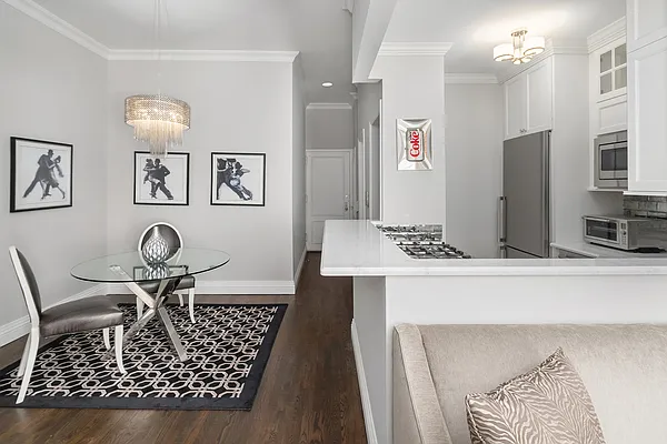 Rented by Douglas Elliman | media 14