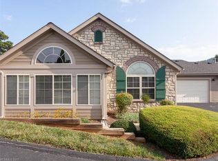 101 Outlook Cir, Swannanoa, NC 28778