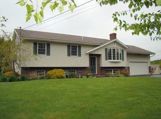 398 Pond Rd, Lewiston, ME 04240