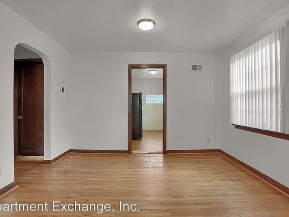 5th image of 1423 Sheridan Dr