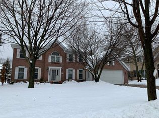 319 E Timberline Dr, Appleton, WI 54913
