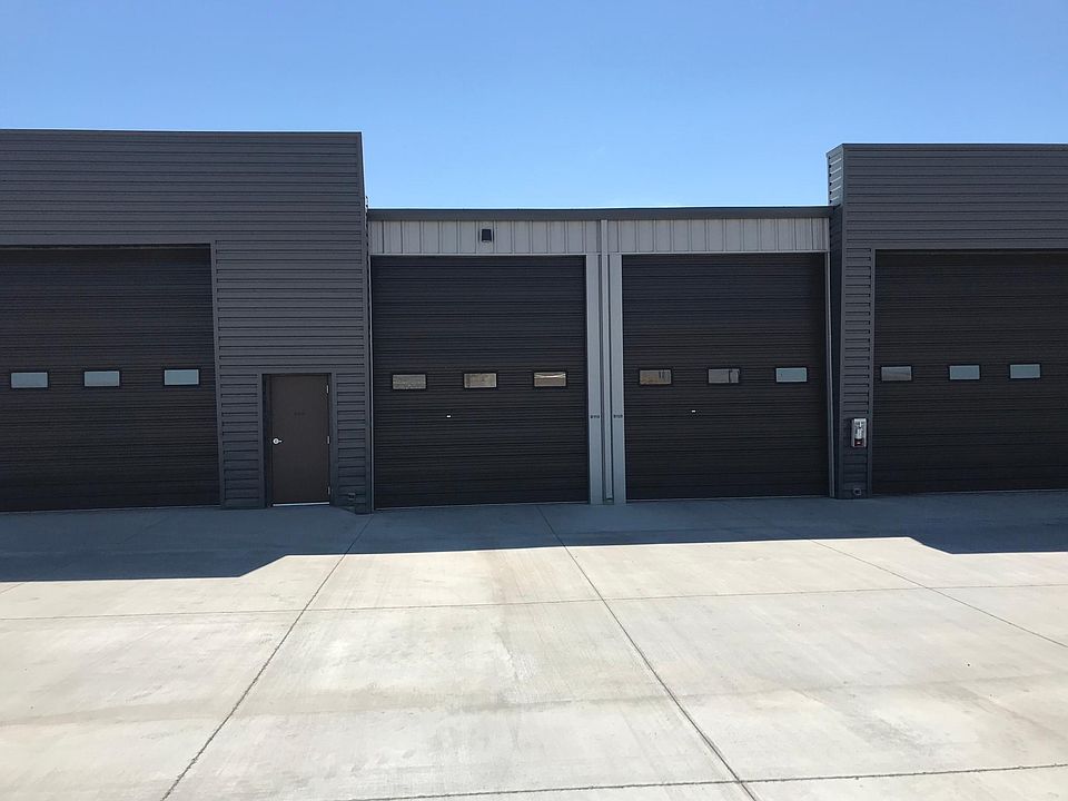 2nd image of 80 Retail Centre Blvd #B119