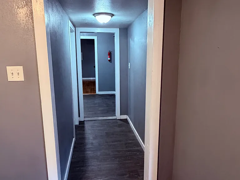 311 Glamis Ave #I — Photo 3