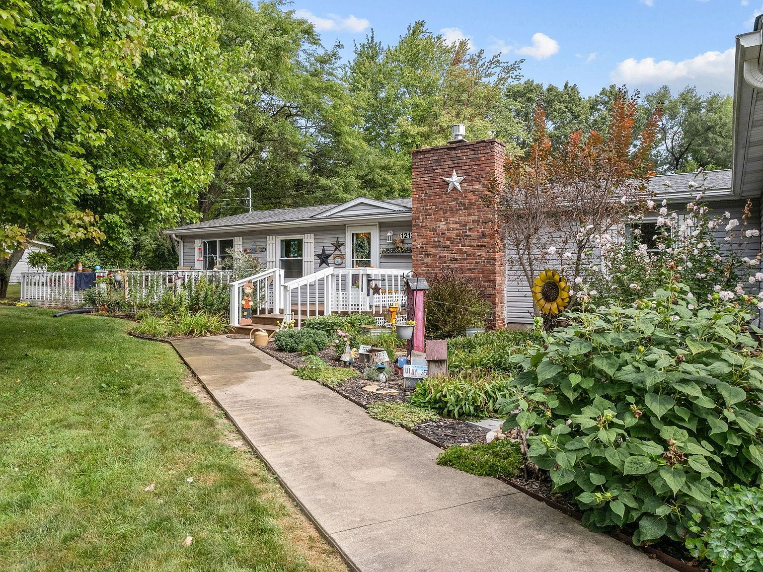 1213 Marilyn Ave, Winona Lake, IN 46590 MLS 202333627 Zillow