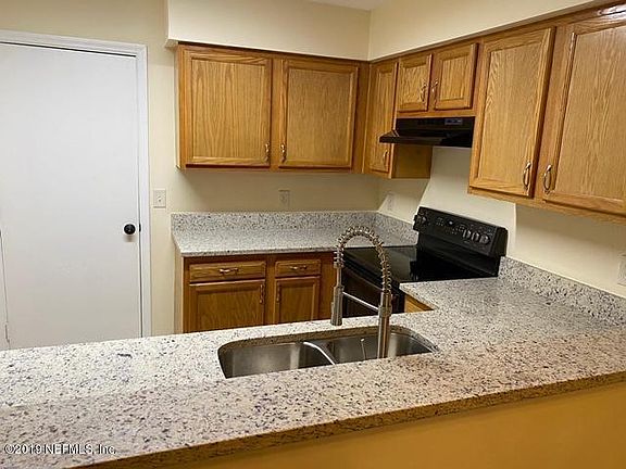 3rd image of 2143 Derringer Cir E