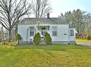 1830 Salt Springs Rd, Mineral Ridge, OH 44440
