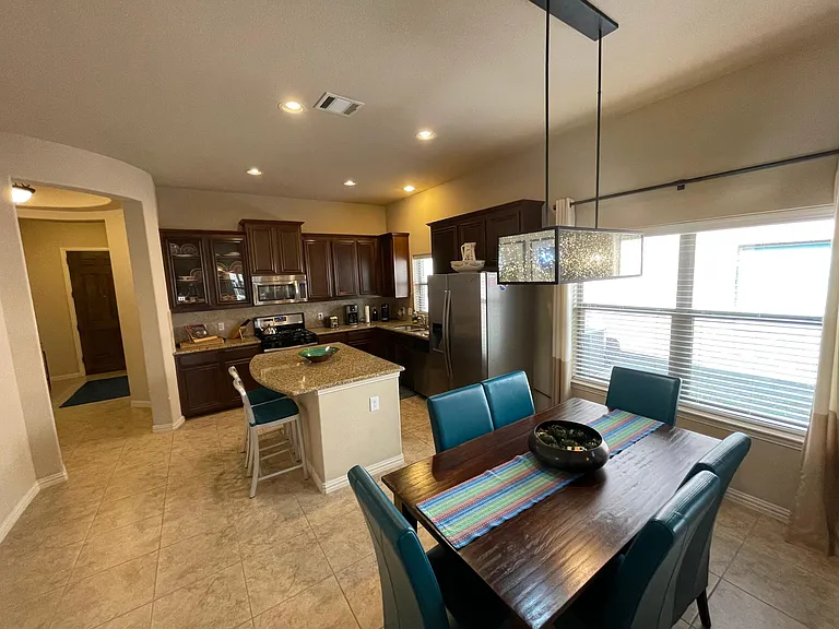 2625 Frances Ln — Photo 36