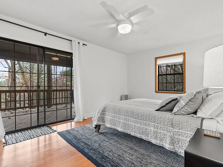 26 One Bluff Ln — Photo 6