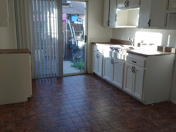 2nd image of 1230 Rosalia Ave APT B
