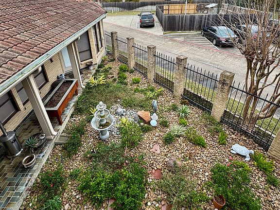 2nd image of 15727 Tanya Cir