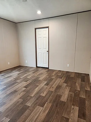 9529 Hausmond Way — Photo 3