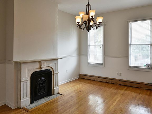 4th image of 170A Claremont Ave