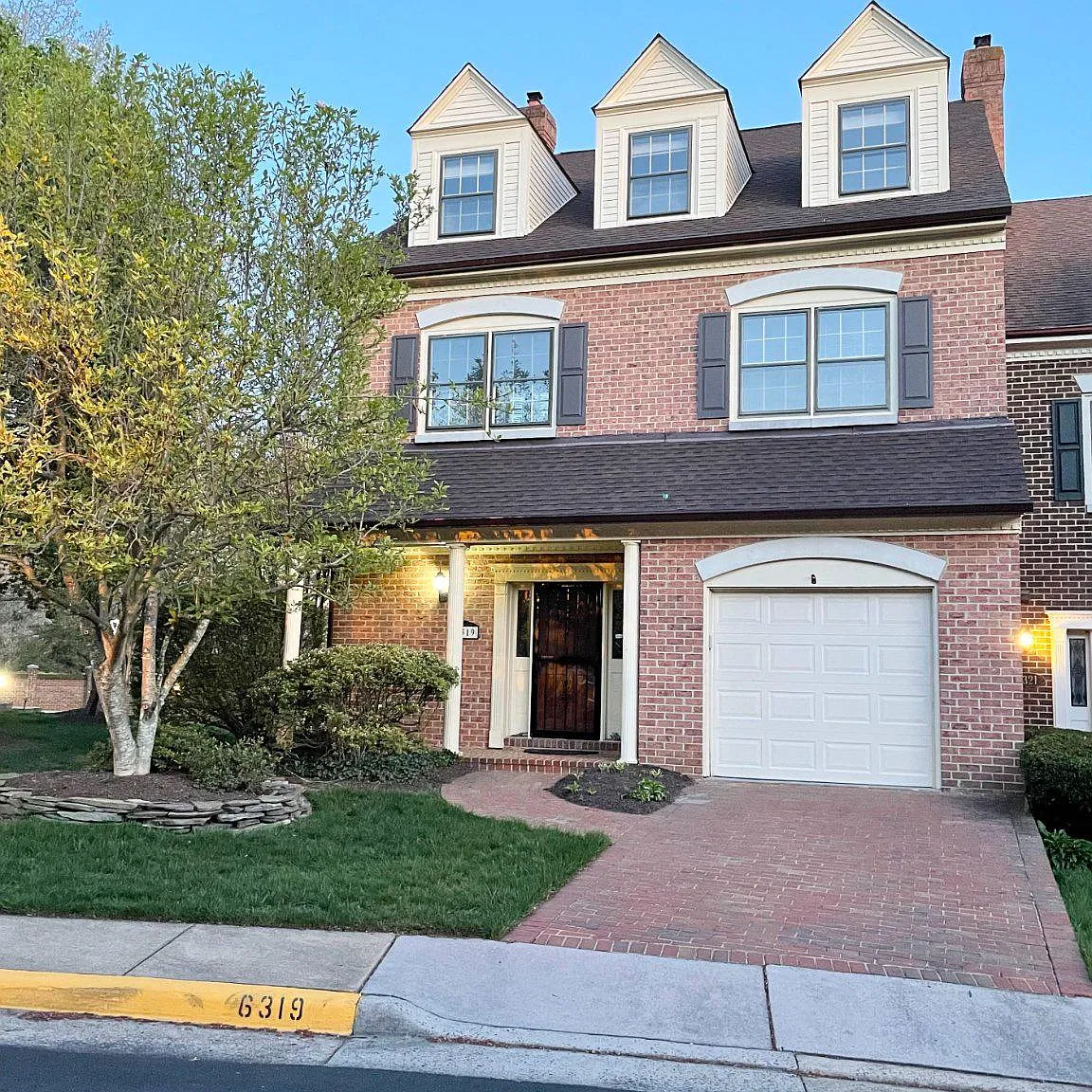 3 bed, 5.0 bath, 3581 sqft, $4,500 — Photo 1