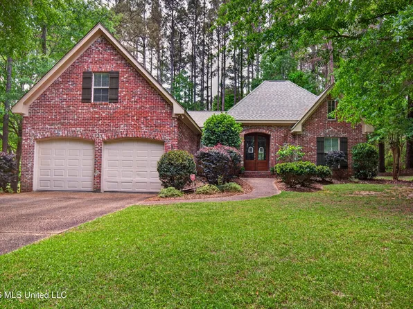 37 Cedarow, Hattiesburg, MS 39402