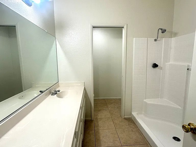 12562 El Dorado Ct — Photo 11