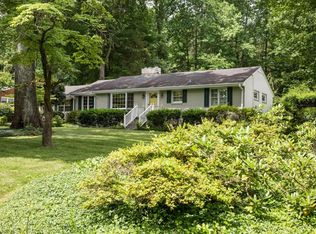919 Greenwood Dr, Greensboro, NC 27410