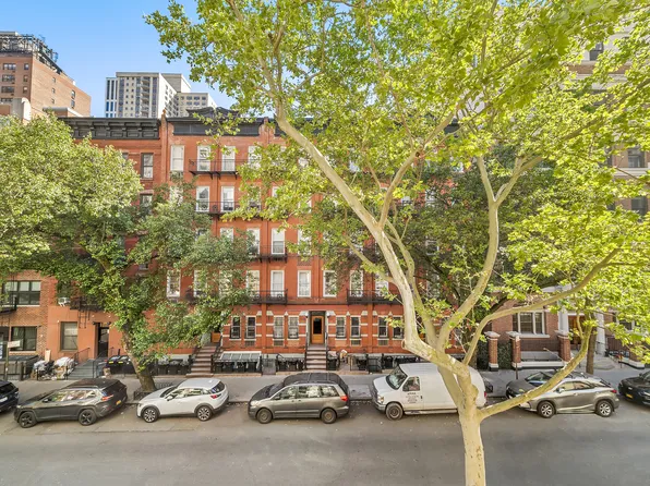 333 East 82nd Street 3B image 8 of 8