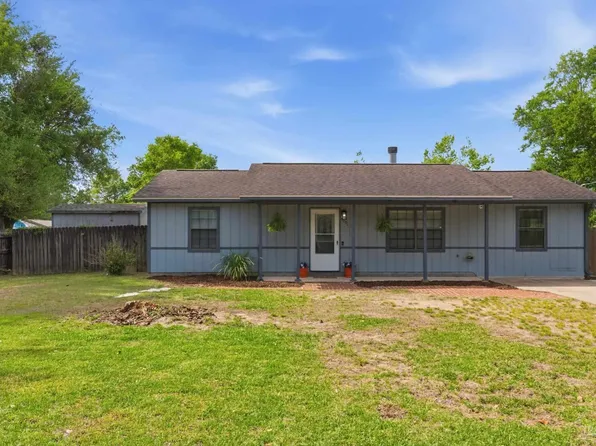 5091 Pennington Ln, Pace, FL 32571