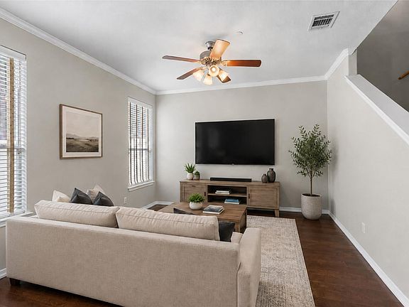 3rd image of 700 Mandarin Flyway APT 2004