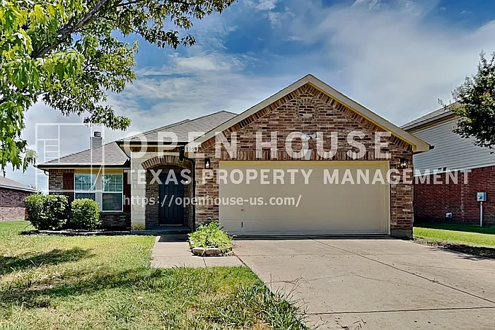 1309 Erin Ct — Photo 1